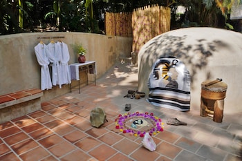 hotel amomoxtli