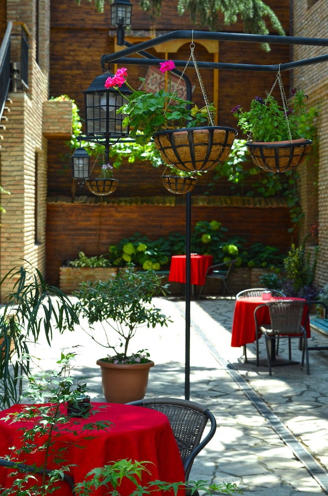 hotel tiflis