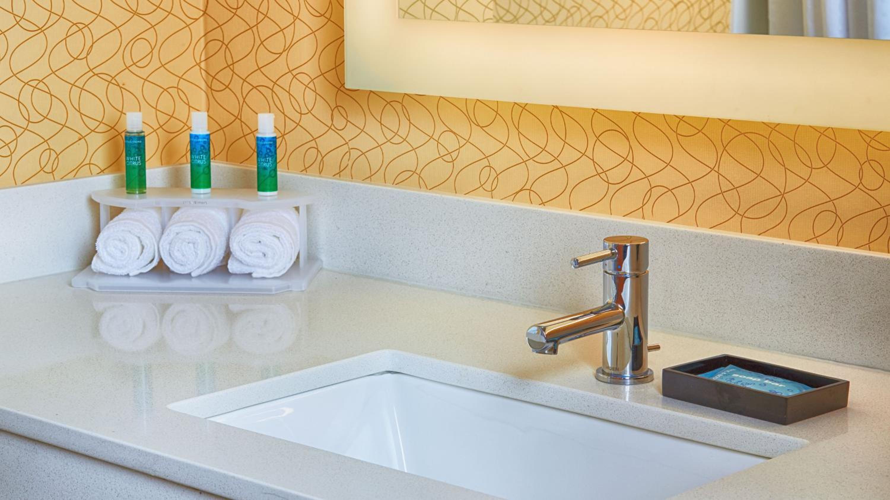 holiday inn express bordentown trenton south by ihg