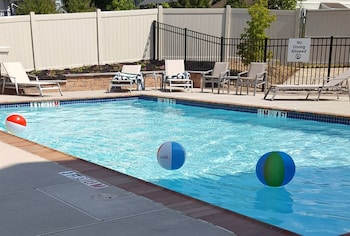Holiday Inn Express Bordentown - Trenton South By Ihg,Bordentown Township>>Bordentown,3 star