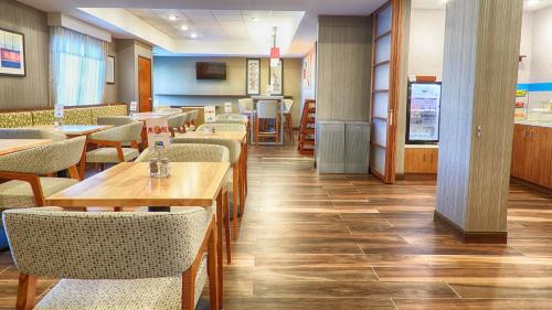 holiday inn express bordentown trenton south by ihg