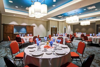 Towneplace Suites By Marriott Kincardine,Kincardine>>Bruce County,3 star