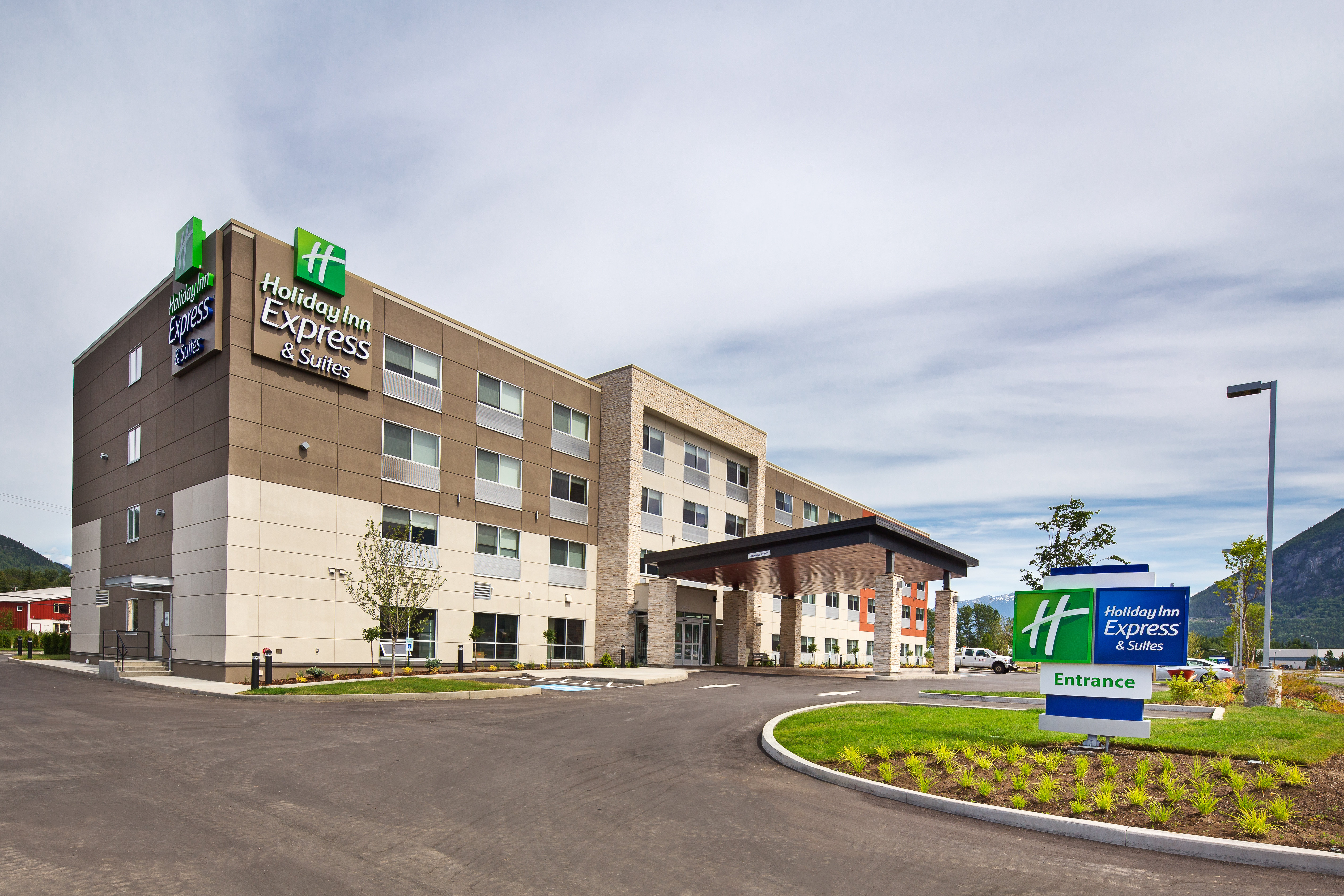 holiday inn express and suites terrace by ihg