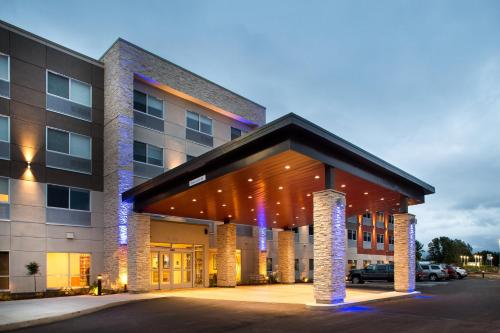 holiday inn express and suites terrace by ihg