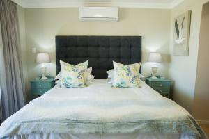 four palms accommodation