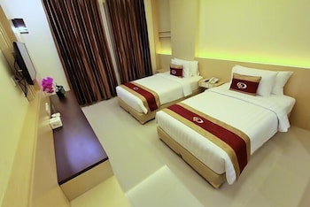 grand parama hotel