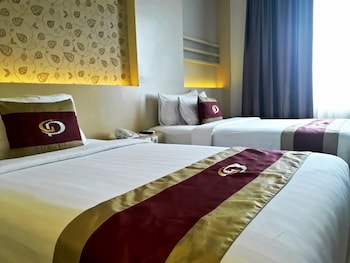 grand parama hotel