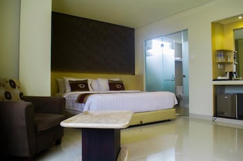 grand parama hotel