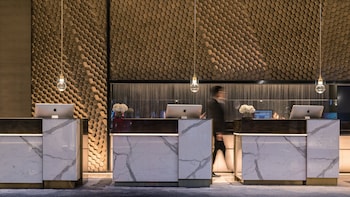 Intercontinental Beijing Sanlitun By Ihg,Beijing Railway Station>>Beijing,5 star