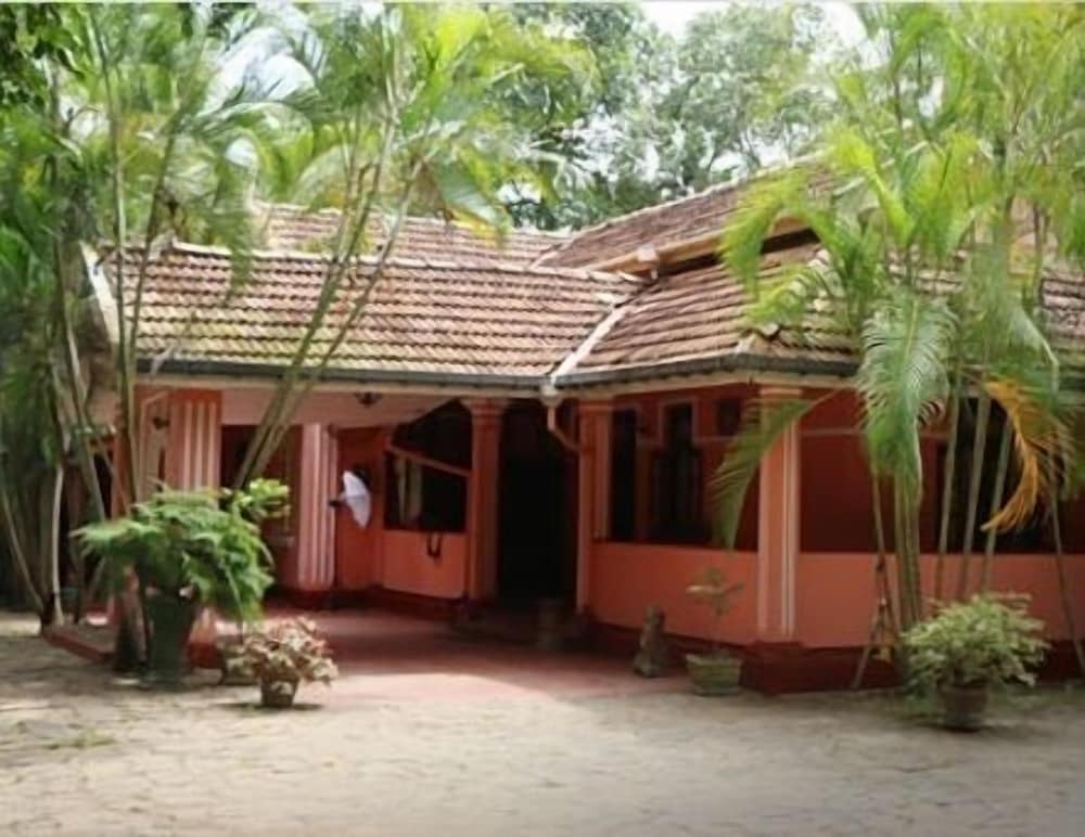 villa sunshine hotel