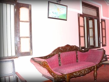 villa sunshine hotel