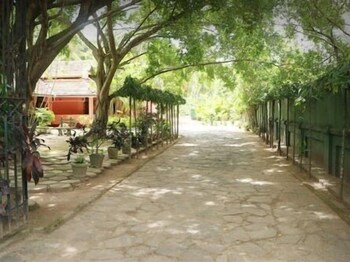 villa sunshine hotel