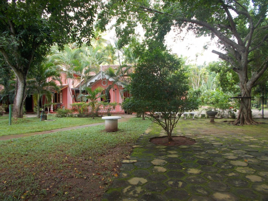 Villa Sunshine Hotel,Minuwangoda>>Dankotuwa,2 star