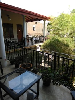 srimalis residence