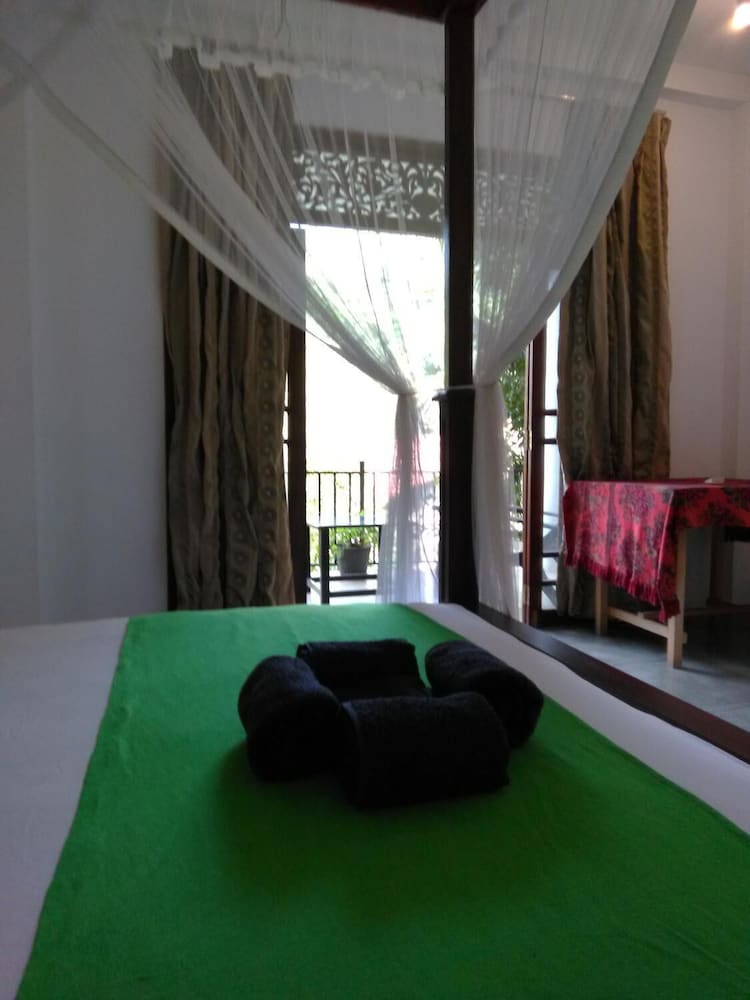 srimalis residence