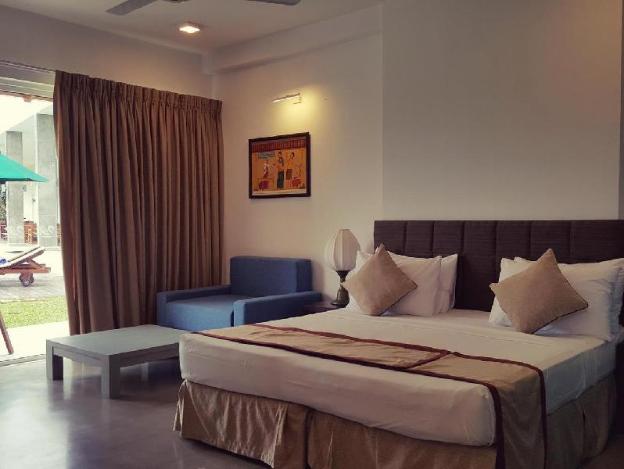 south lake resort koggala