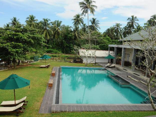south lake resort koggala