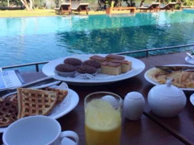 south lake resort koggala