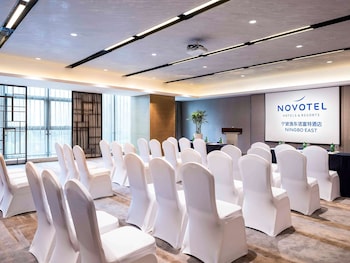 novotel ningbo east