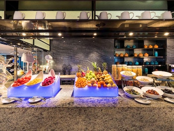 novotel ningbo east