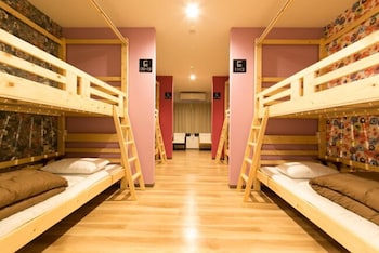 Guest House Rojiura - Hostel,Oita>>Beppu,2 star