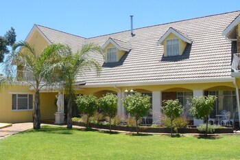Kimberley Manor Guesthouse,Kimberley>>Frances Baard,4 star