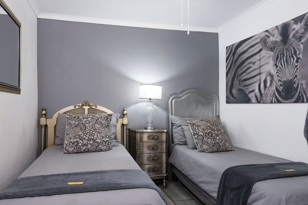 ama zulu guesthouse and safaris