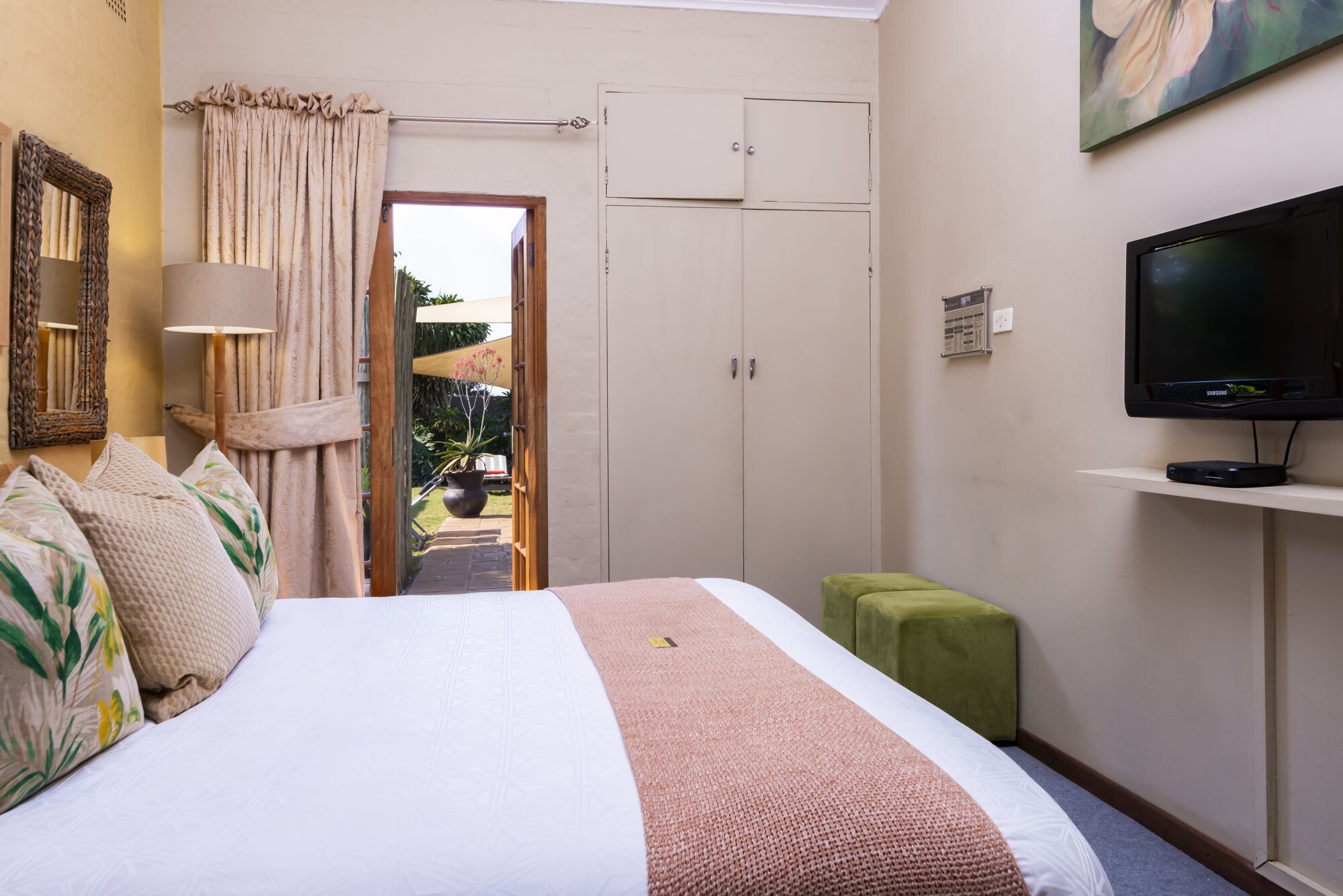 ama zulu guesthouse and safaris
