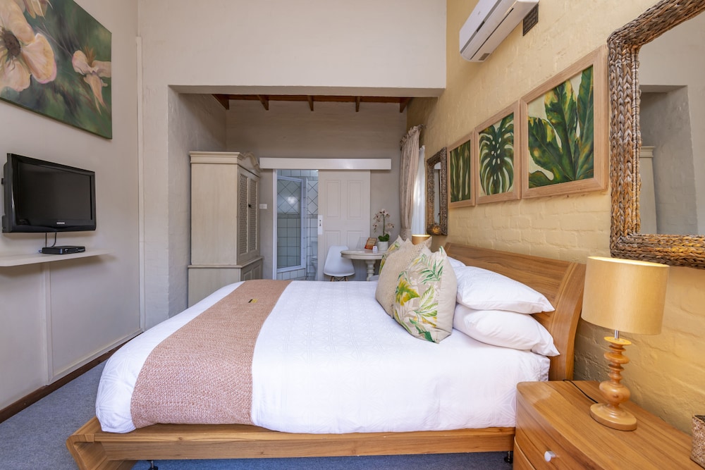 ama zulu guesthouse and safaris