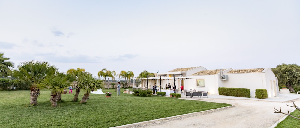 addauro resort