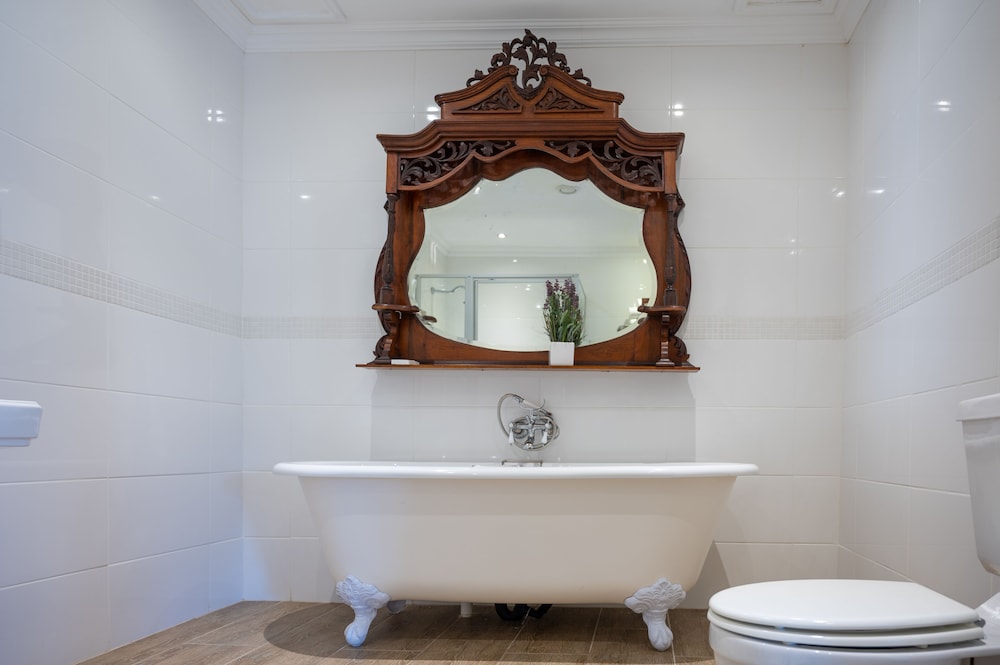 issaquena heights boutique hotel