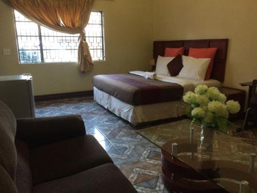Grace And Gift Guesthouse,Gauteng>>Johannesburg,3 star