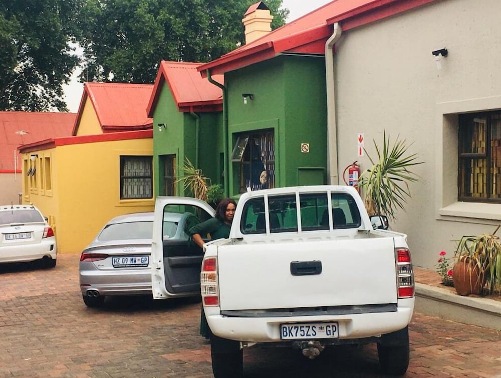 grace and gift guesthouse