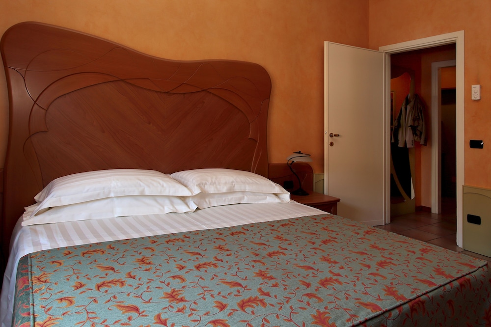 residence liberty hotel