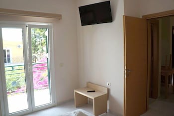 Angela Apartments,Kavos>>Corfu,3 star