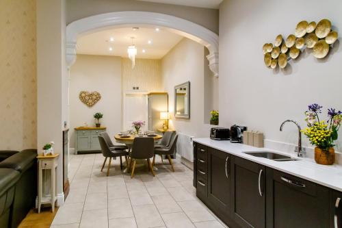 goodramgate apartments