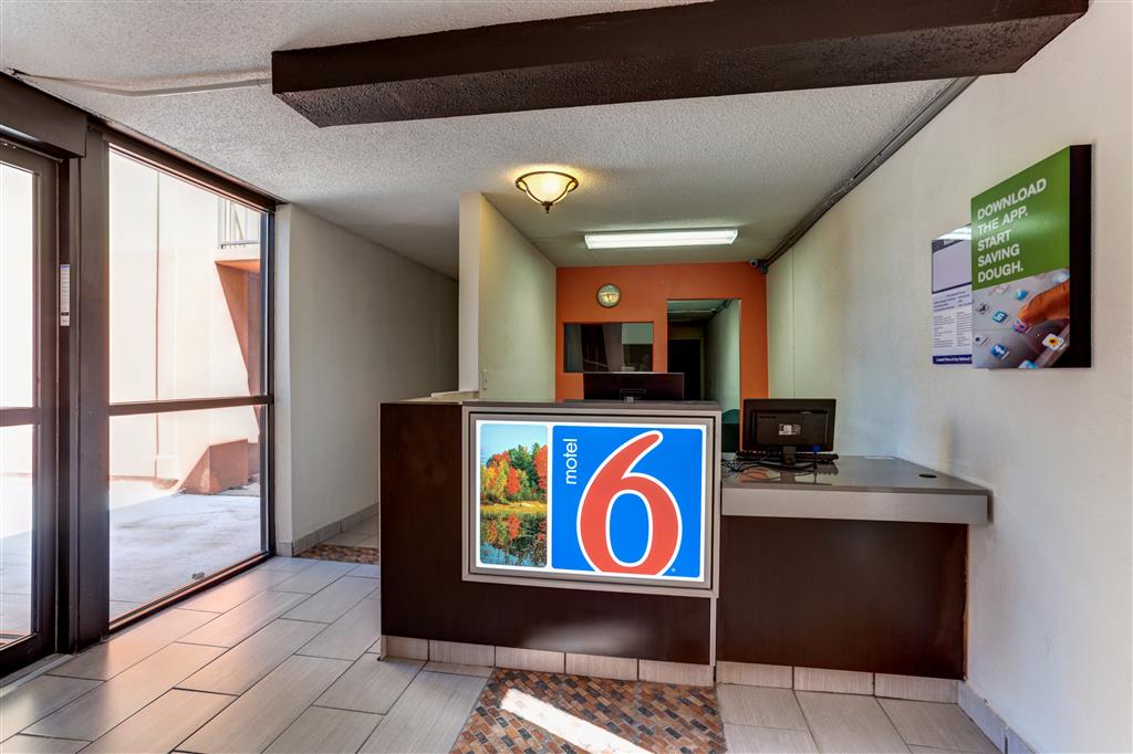 motel 6 jackson tn