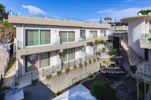 zeus residence hotel