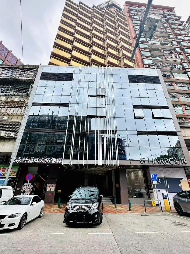 grand harbour hotel