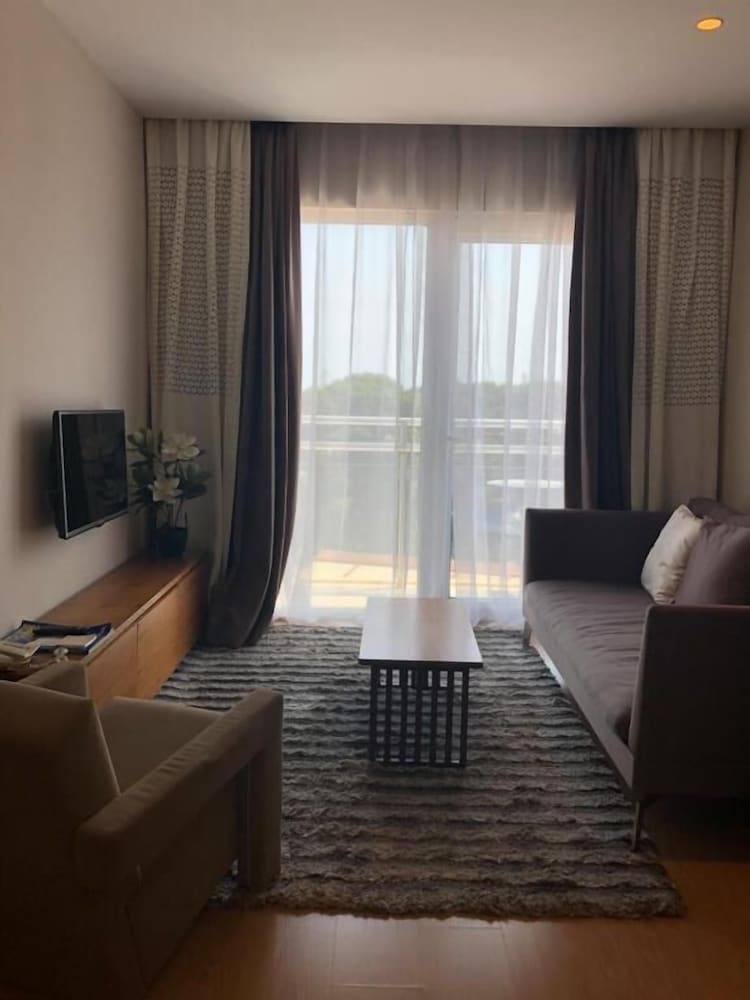 millenium suites