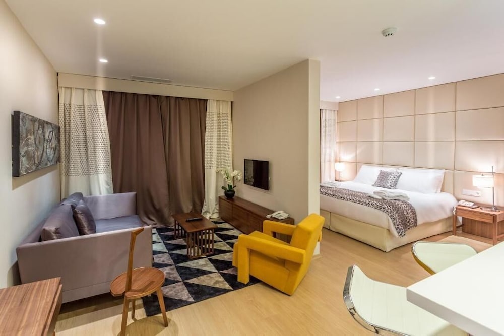 millenium suites