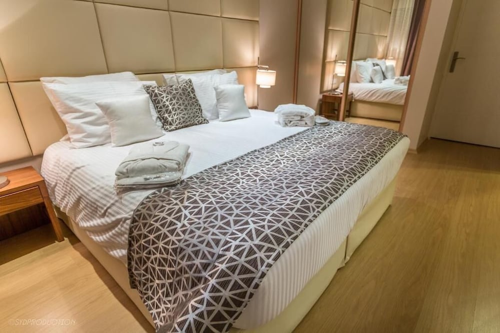 millenium suites