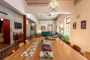 city circus athens hostel