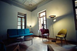 city circus athens hostel