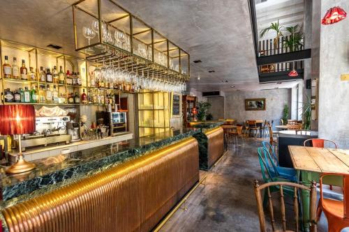 city circus athens hostel