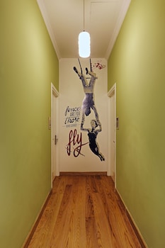 city circus athens hostel
