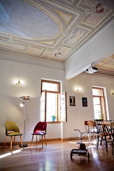 city circus athens hostel
