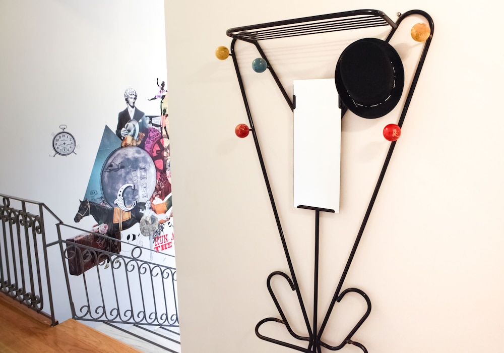 city circus athens hostel