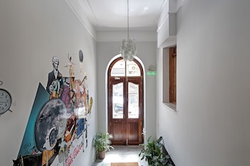 city circus athens hostel