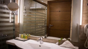 olive tree amman